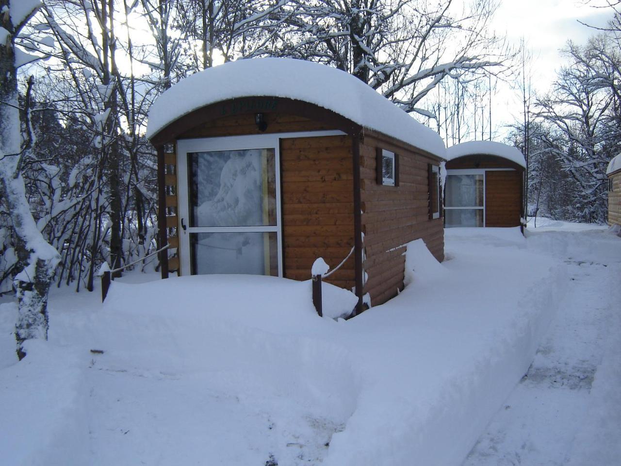 Roulottes Gites - Auberge De La Riviere Foncine-le-Haut Екстериор снимка