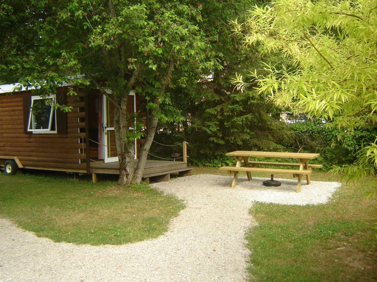 Roulottes Gites - Auberge De La Riviere Foncine-le-Haut Екстериор снимка